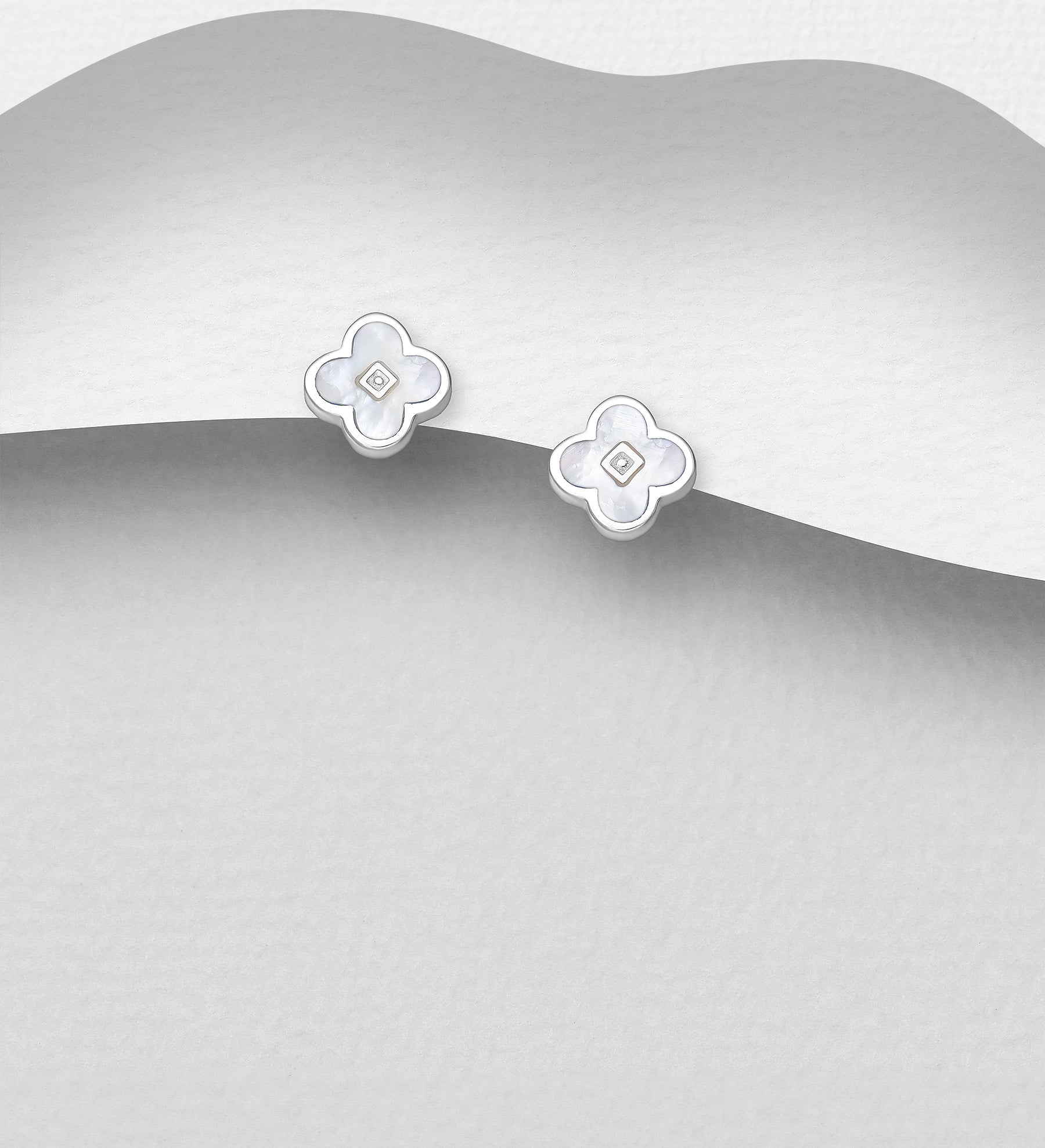 Van Cleef Inspired 925 Sterling Silver Clover Push-Back Earrings with Shell Embellishment – Three Shell Colours