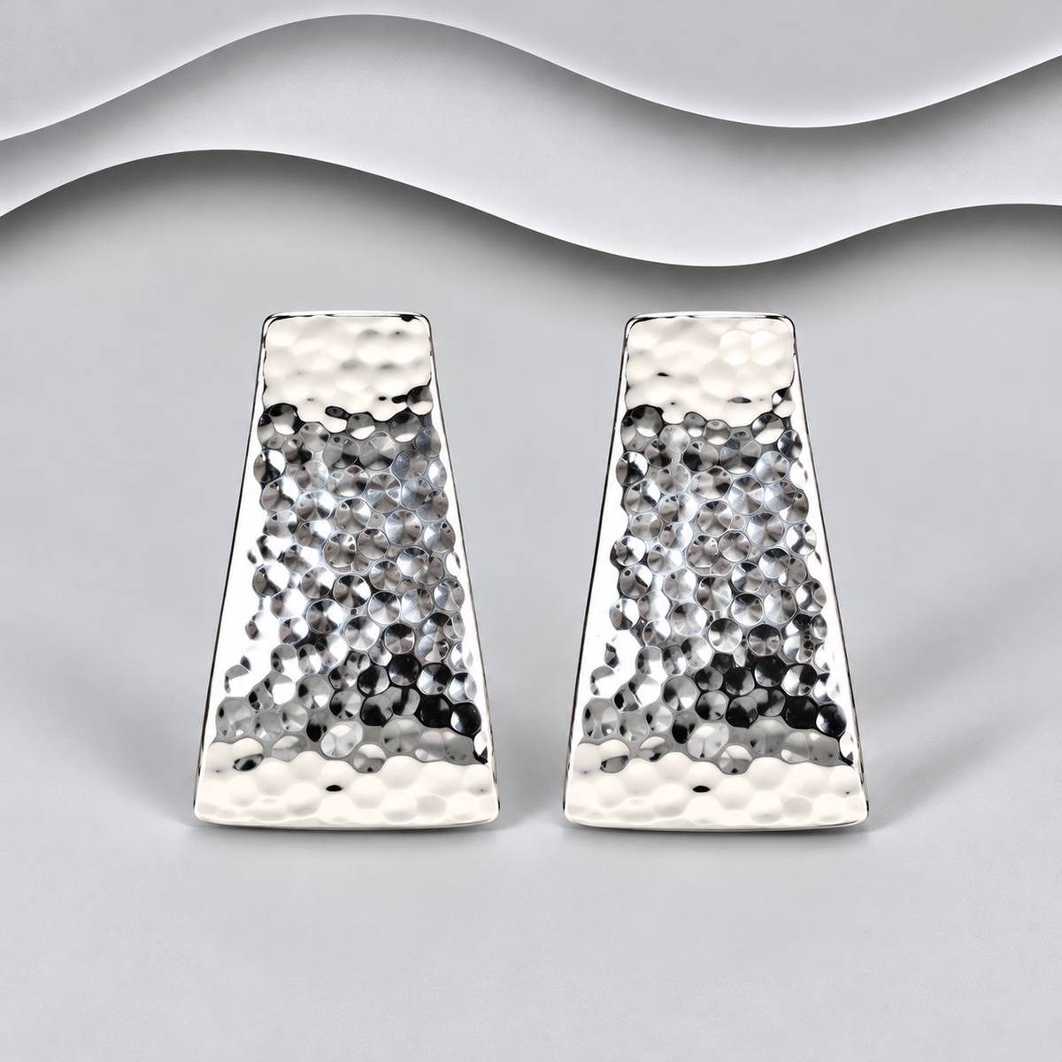 925 Sterling Silver Hammered Finish Geometric Stud Earrings