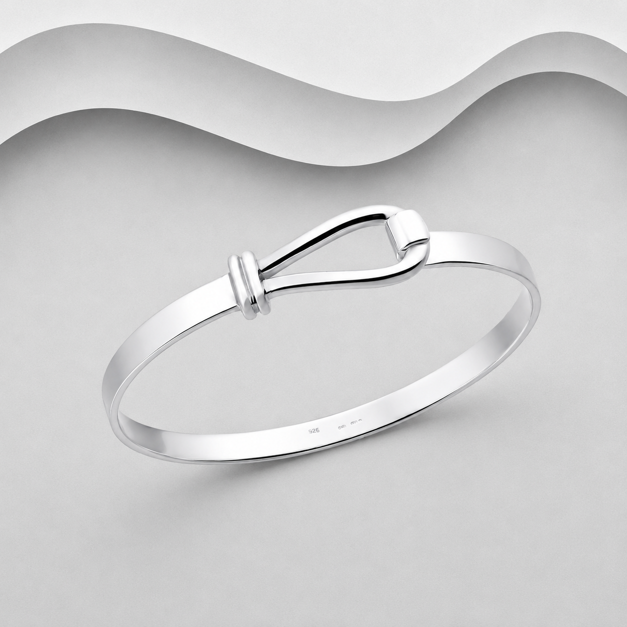 925 Sterling Solid Silver Expertly Crafted Elegant Designer Bangle, With an Opening Clasp. Available