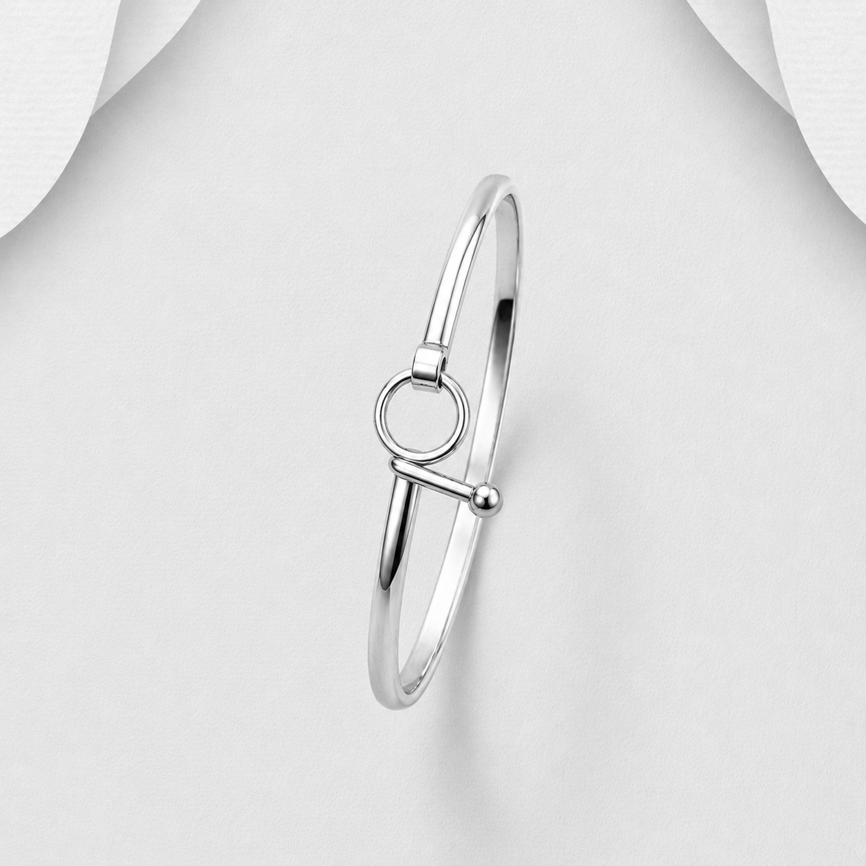 925 Sterling Silver Polished Bangle with Single Twist Element