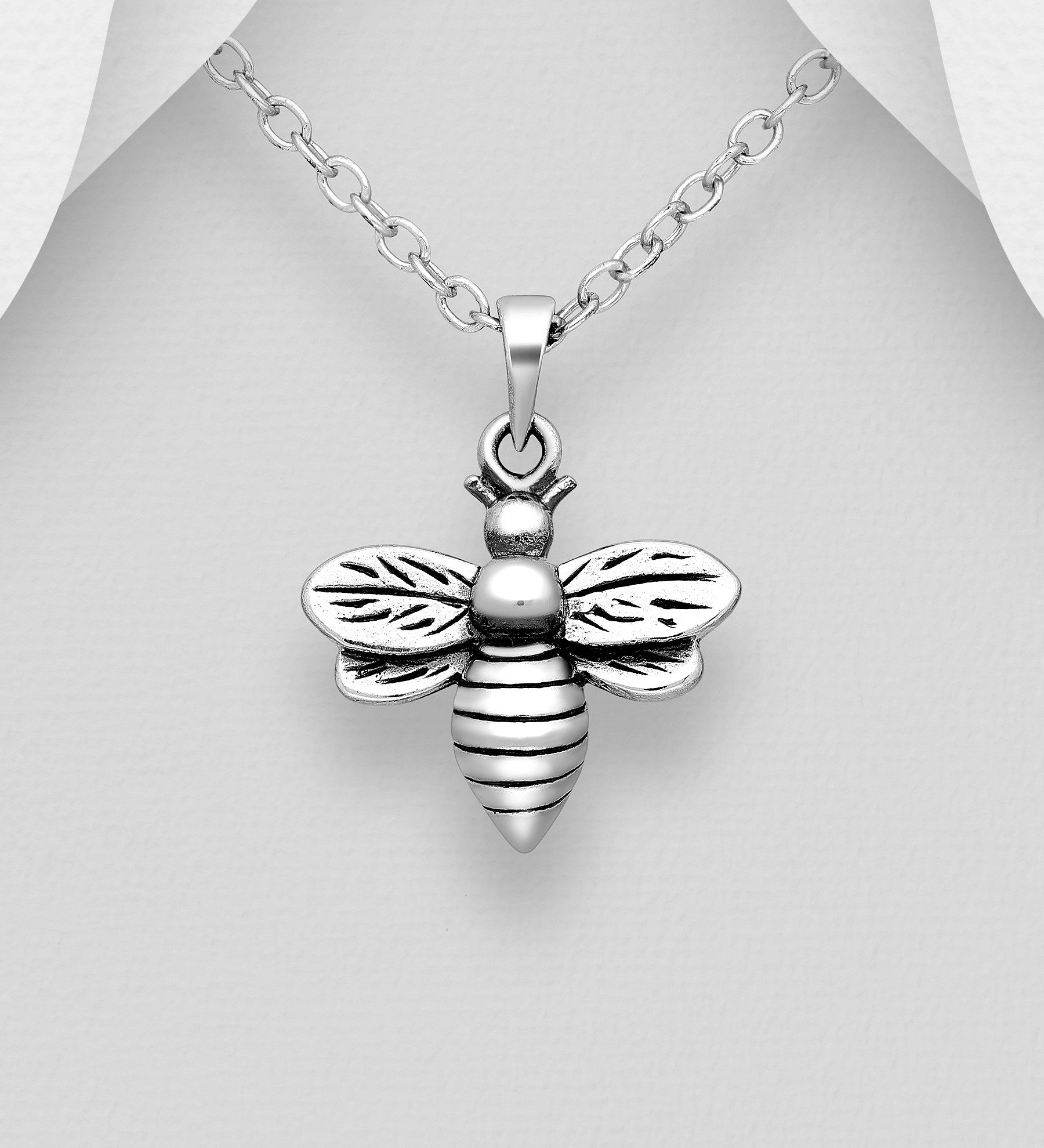 925 Sterling Silver Oxidised 3D Bumblebee with Engraved Wings & Ribbed Body Bee Pendant & Chain