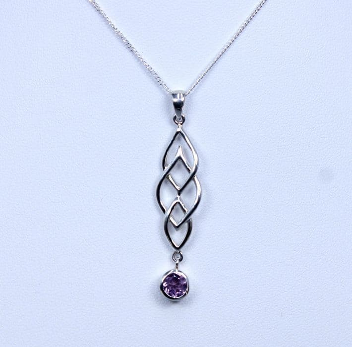 925 Sterling Silver Celtic Design Pendant & Chain Set with a Amethyst Gem Stone