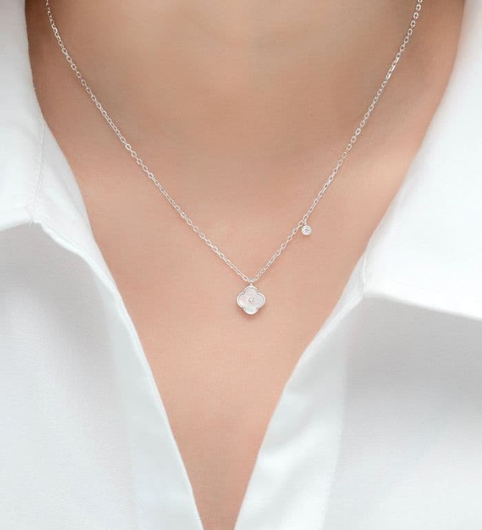 925 Sterling Silver Clover Necklace Decorated with Shell & CZ Simulated Diamond Sparkle