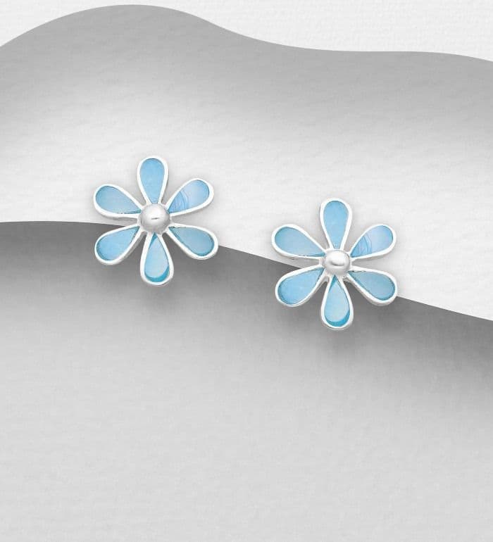 925 Sterling Silver Flower Push-Back/Stud Earrings Decorated with Blue Shell