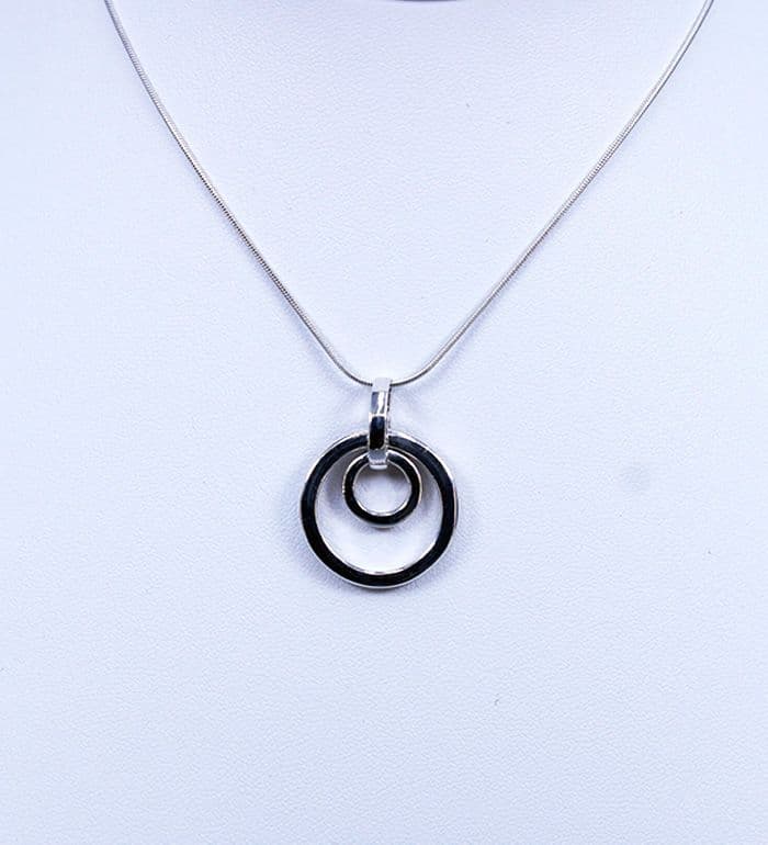 925 Sterling Silver Hand-Crafted Double Circle Pendant & Chain