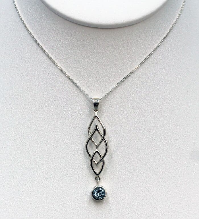 925 Sterling Silver Hand Crafted Pendant & Chain Set with A light Blue Stone