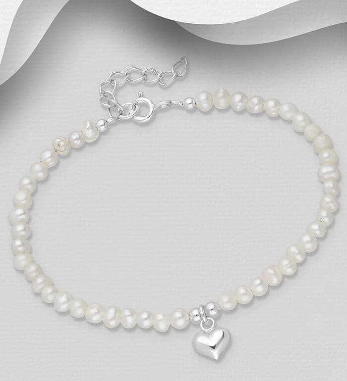 925 Sterling Silver Heart Bracelet Adorned with Cultured Freshwater Pearls