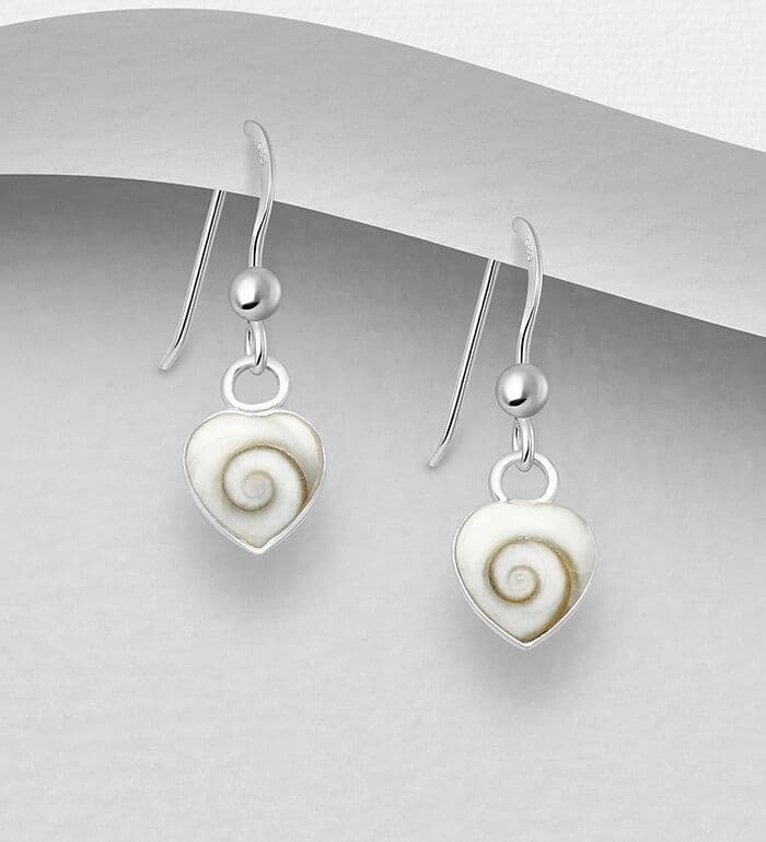 925 Sterling Silver Heart Hook/Drop Earrings Decorated With Shiva Shell