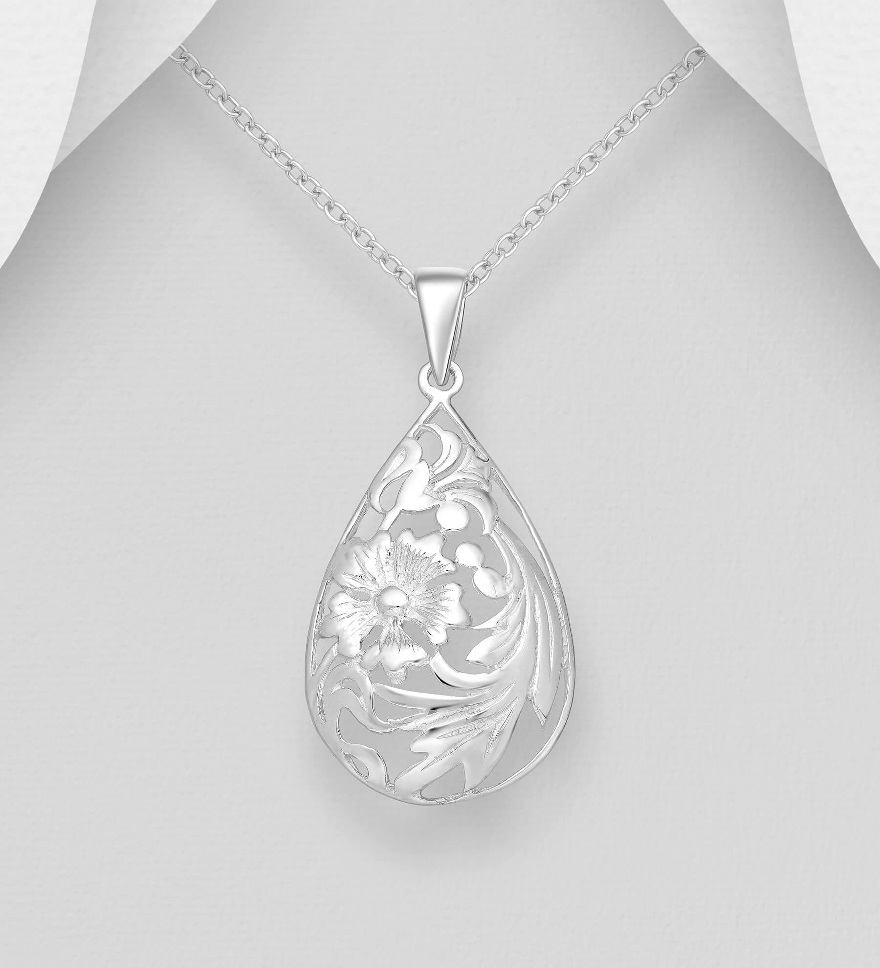 925 Sterling Silver Oval Hand Crafted  Flower Pendant & Chain