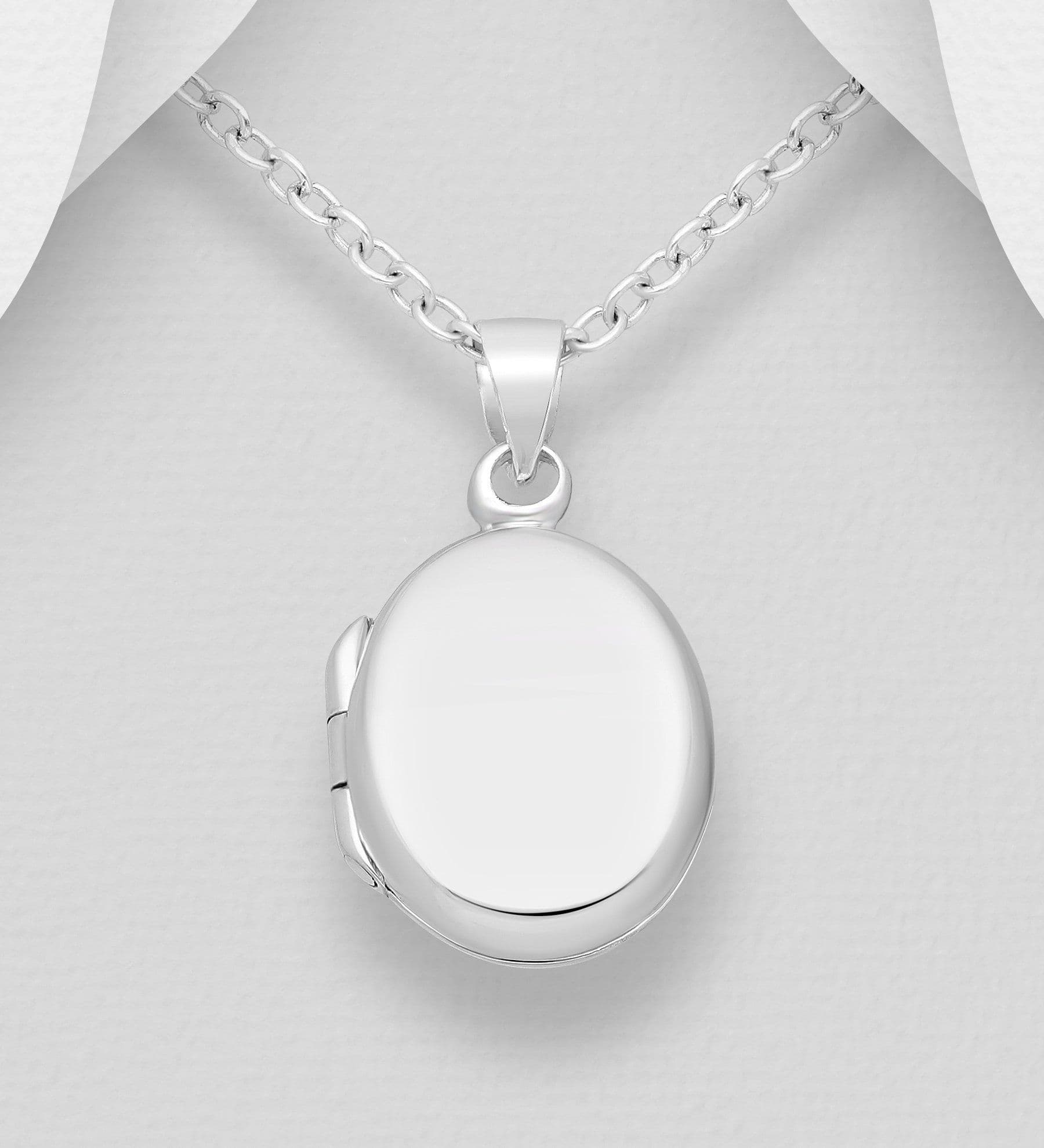 925 Sterling Silver Plain Oval Locket Pendant & Chain
