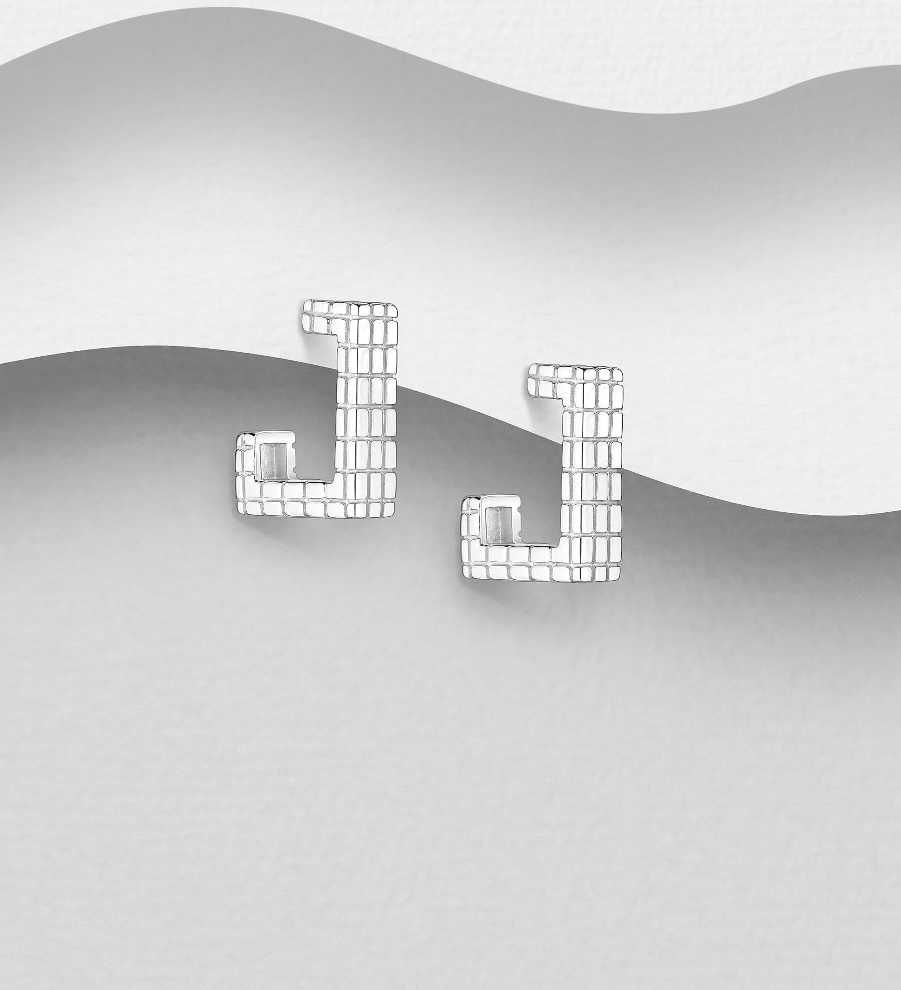 925 Sterling Silver Square Shape Push-Back/Stud Type Earrings