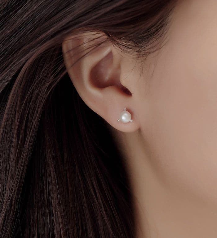 925 Sterling Silver Stud Earrings, Decorated with 6mm Freshwater Pearls and CZ Simulated Diamonds
