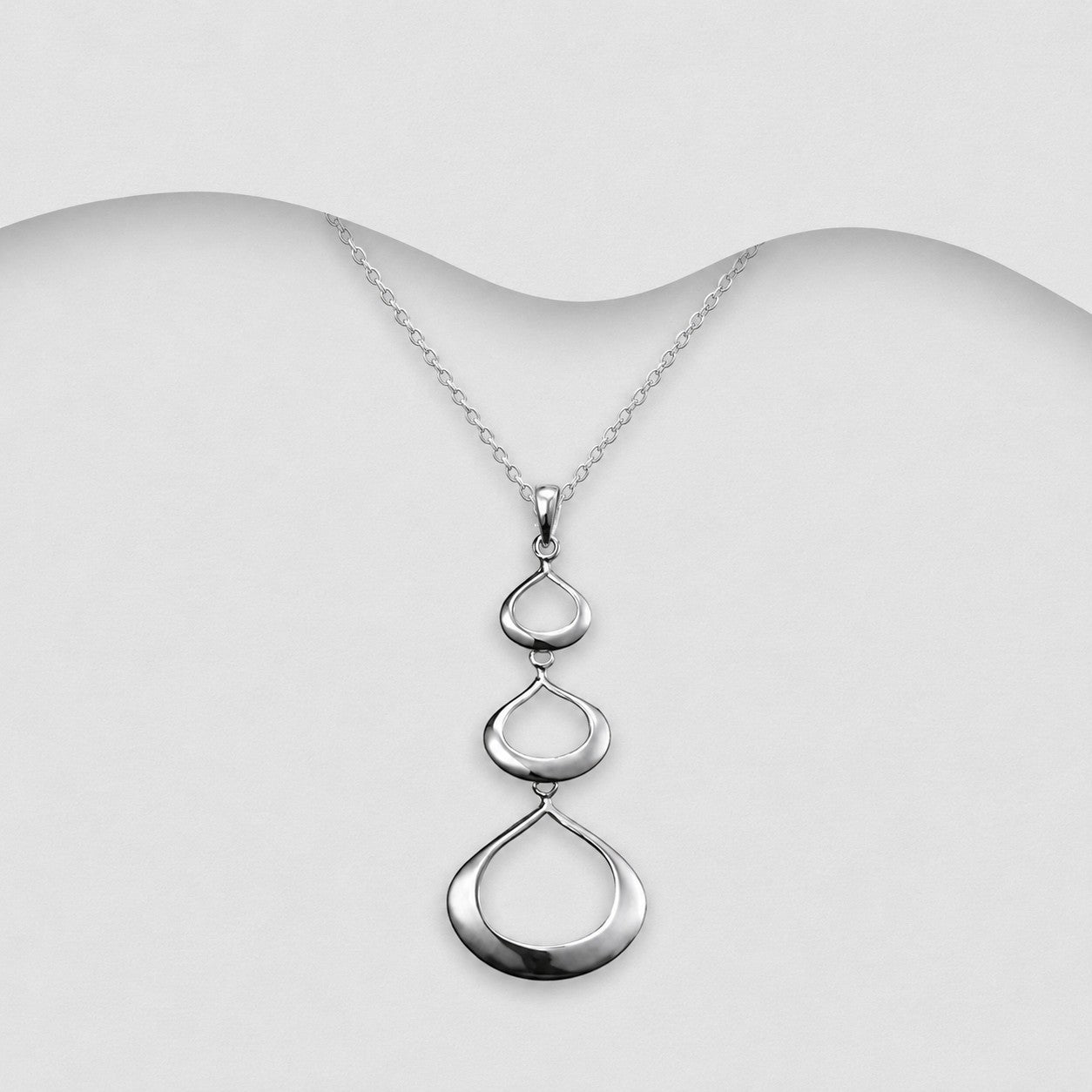 925 Sterling Silver Triple Drop Openwork Teardrop Cascade Pendant & Chain
