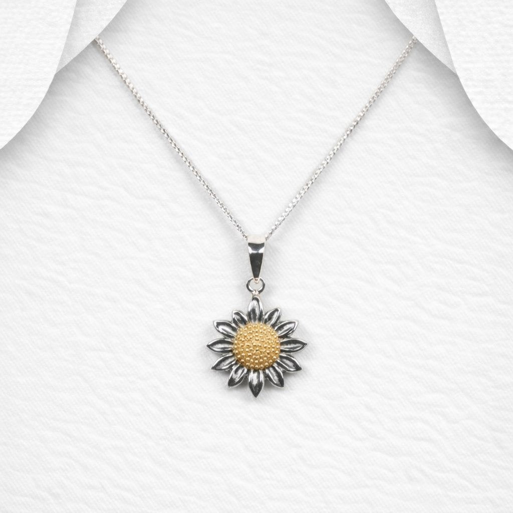 925 Sterling Silver Sunflower Pendant & Chain Decorated with 18ct Yellow Gold Pollen