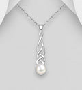 Beautiful 925 Sterling Silver Celtic Pendant & Chain Decorated With Fresh Water Pearl