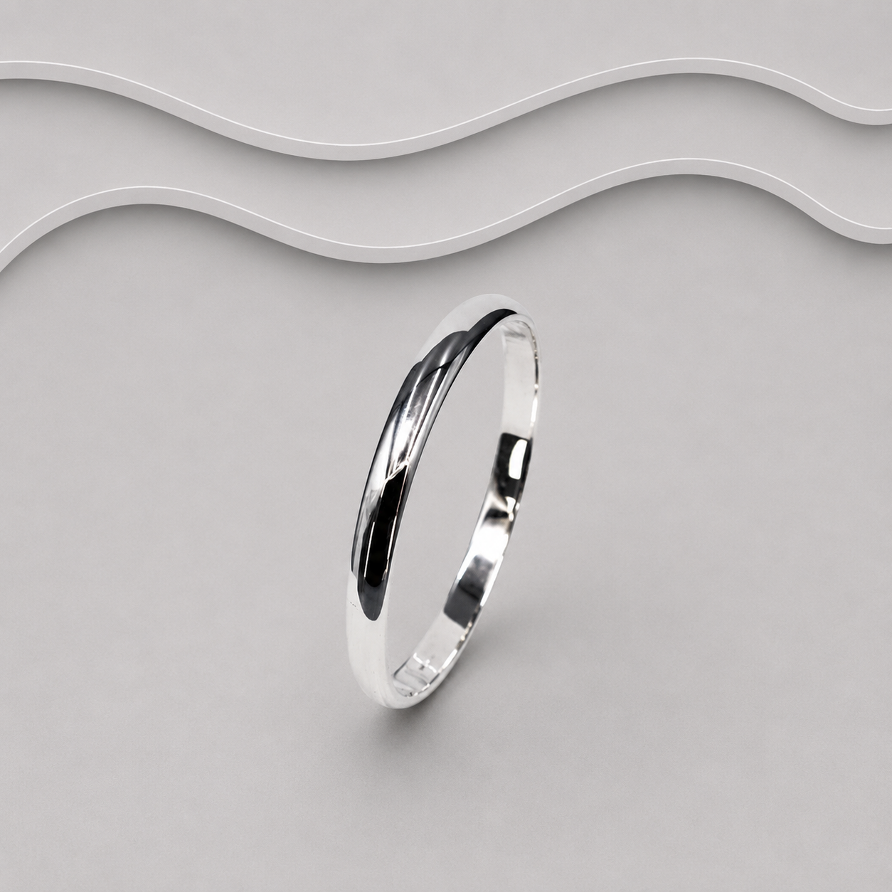 Plain Solid 925 Sterling Silver Oval Shaped Polished Round Bangle.