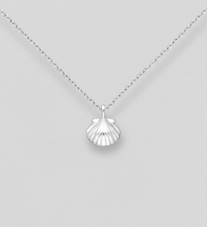 Scallop Shell Pendant & Chain  925 Sterling Silver